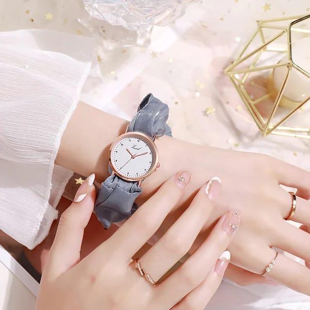 Stylish Women's Quartz Watch - 1 Pc Water Resistant Bracelet Timepiece, Ladies Watch