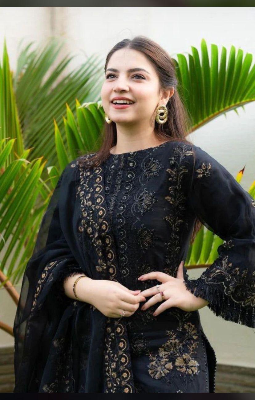 3 Pcs Women’s Unstitched Lawn Embroidered Suit with Bamber Dupatta – Black