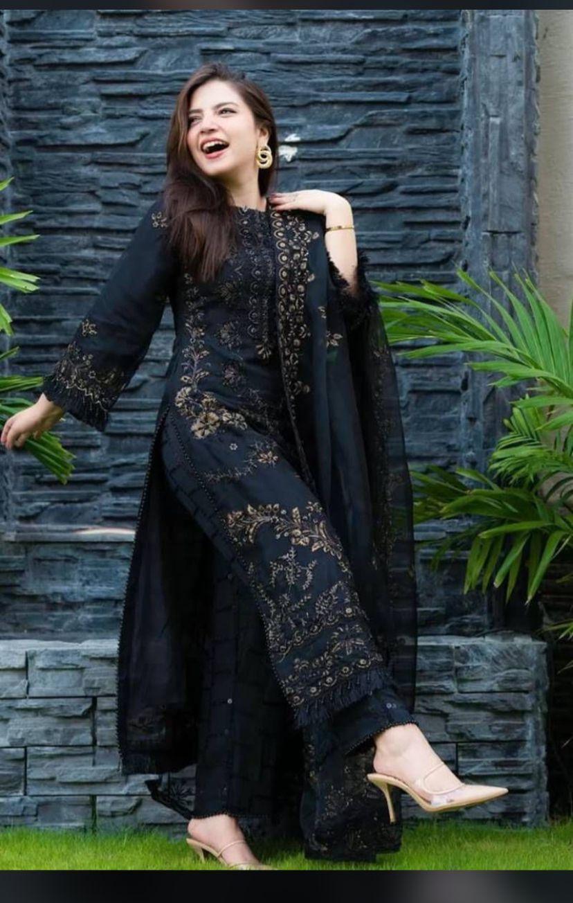 3 Pcs Women’s Unstitched Lawn Embroidered Suit with Bamber Dupatta – Black